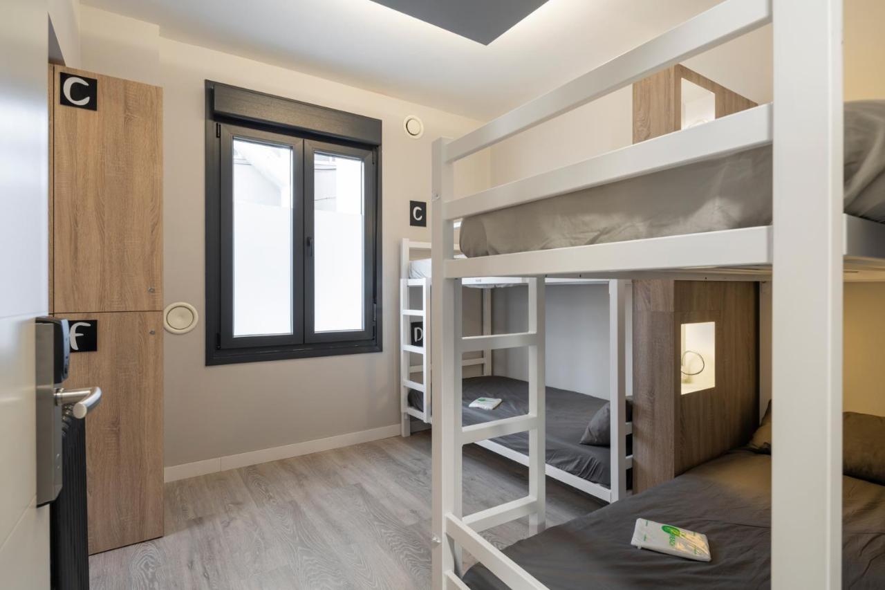 Albergue Alda Pilgrim Понферрада Екстер'єр фото